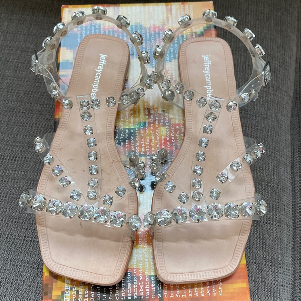 Jeffrey Campbell size 7 Amaryl-JV Stud Sandals
